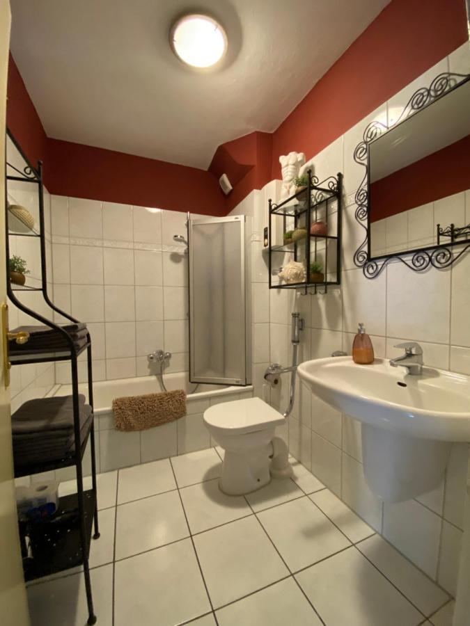 Grosszuegige Monteurwohnung Эссен Экстерьер фото